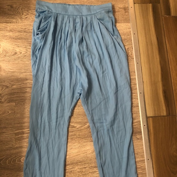 Super cute Zara pants - Picture 2 of 3